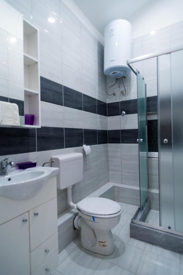 Purple Rooms Mostar Esterno foto