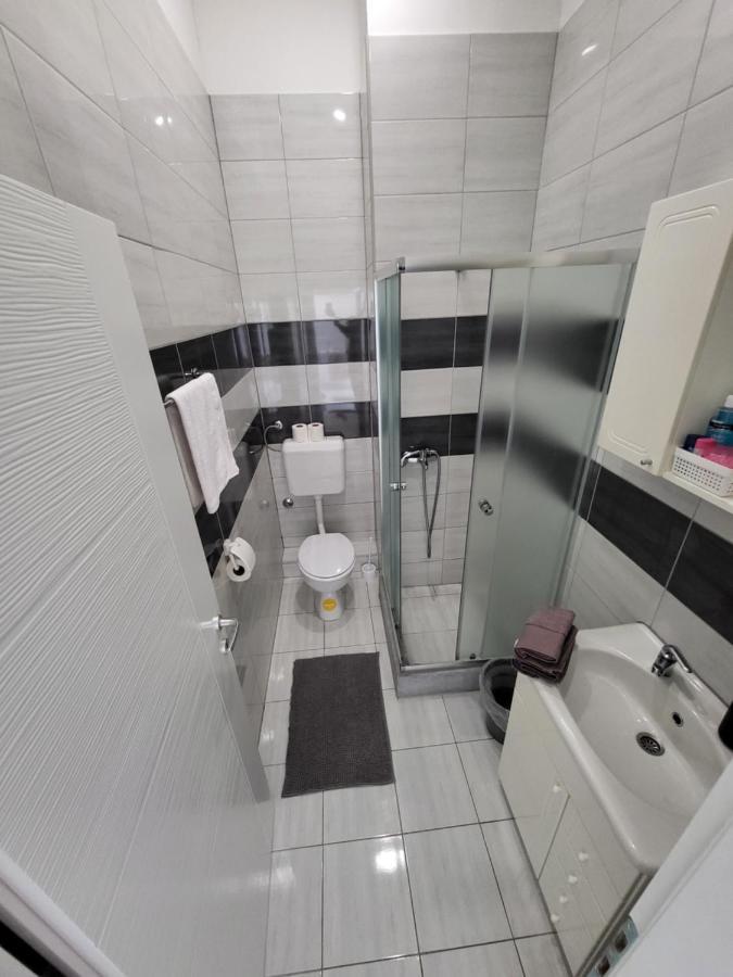Purple Rooms Mostar Esterno foto