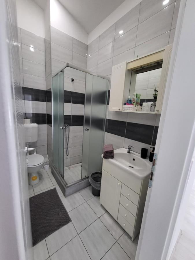 Purple Rooms Mostar Esterno foto